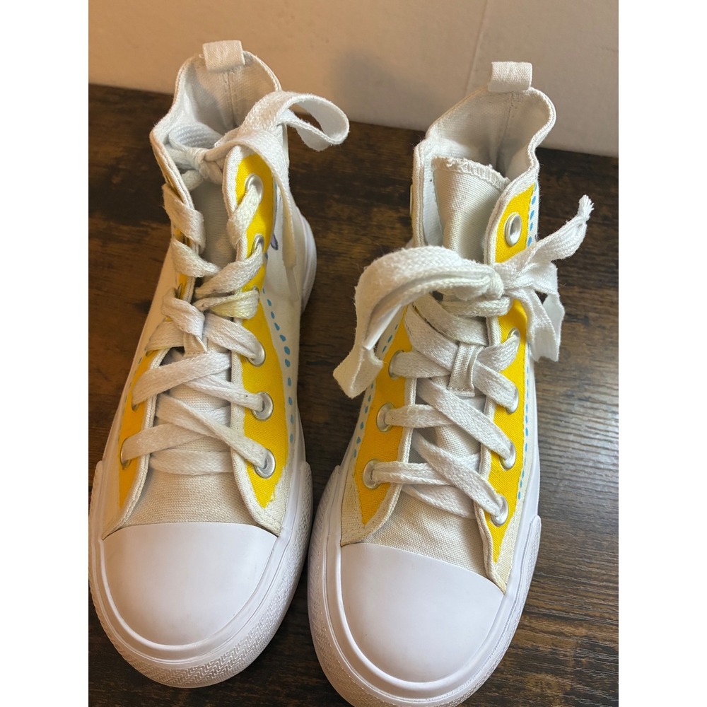 Wonder Nation White Canvas High Top Sneakers Yellow Blue Accents 4.5